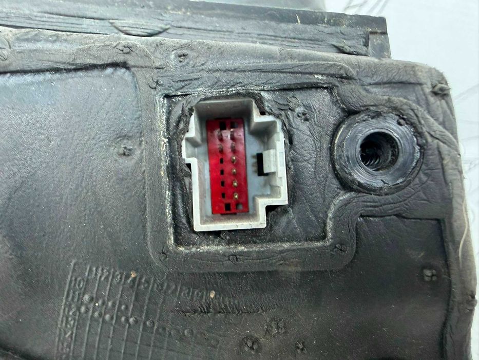 Oglindă Retrovizoare Dreapta Electrică 8 Pini Ford Focus 2171861 / BM51-17682-EF / [2010-2017] / (5D3)