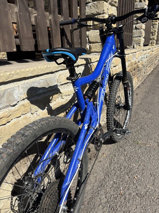 Santa Cruz Bullit DH