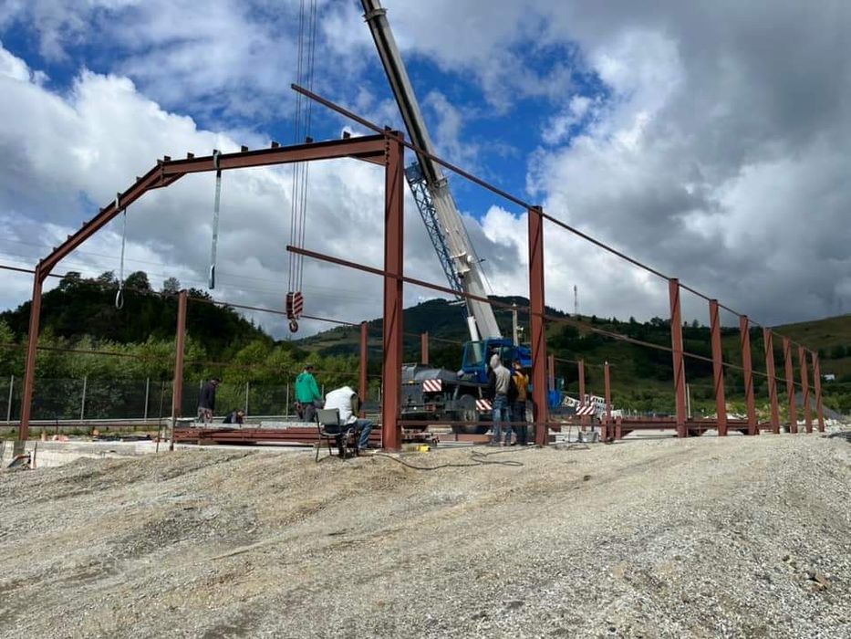Structuri hale metalice