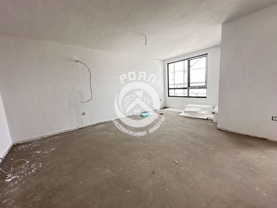 Продава се Двустаен апартамент в Пловдив, Христо Смирненски - 77 кв.м за 1150 €/кв.м - Снимка #1