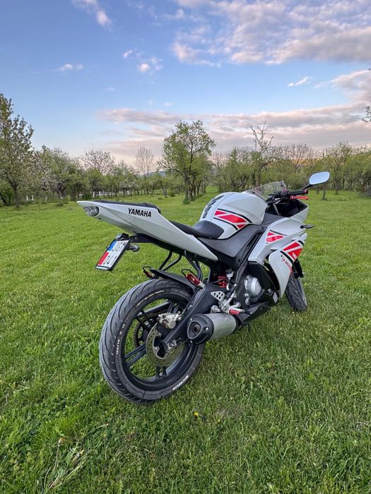 Yamaha yzf r 125