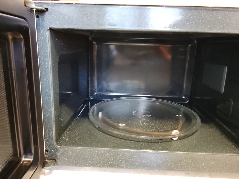 Микроволновая печь