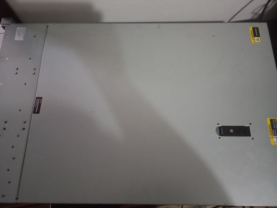 Vand server HPE DL 380 G9 urgent - stare foarte buna