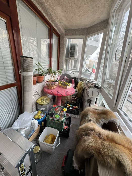 Продава се Тристаен апартамент в Пловдив, Кючук Париж - 87 кв.м за 1840 €/кв.м - Снимка #8