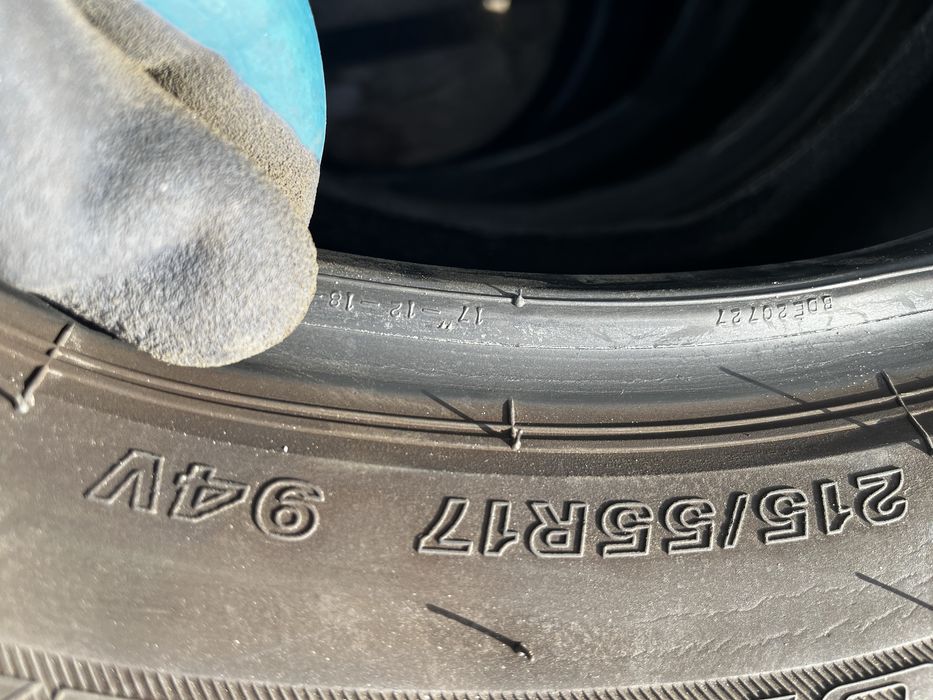 215//55//17 - комплект летних шин