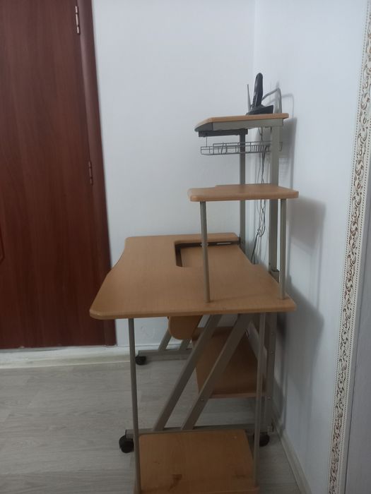 Компьютер  үстелі 12000тг