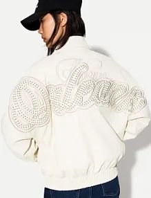 Новая куртка марки Bershka