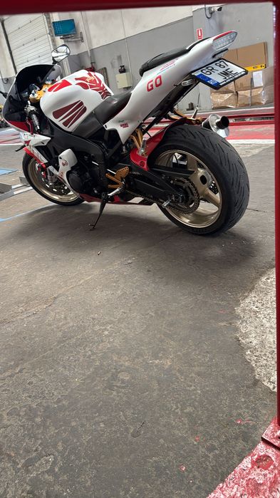 Yamaha R1 2001 !!! Bolintin-Deal • OLX.ro