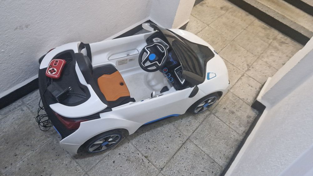BMW  I8  Concept