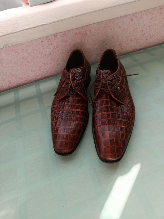 Продаю мужские кожанные туфли