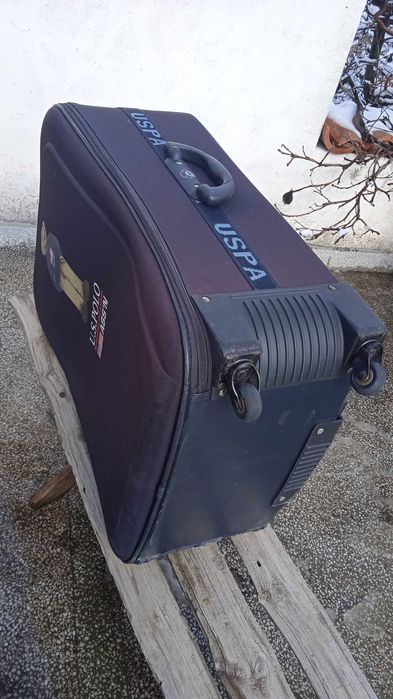 Уникален голям куфар U.S. Polo Assn.