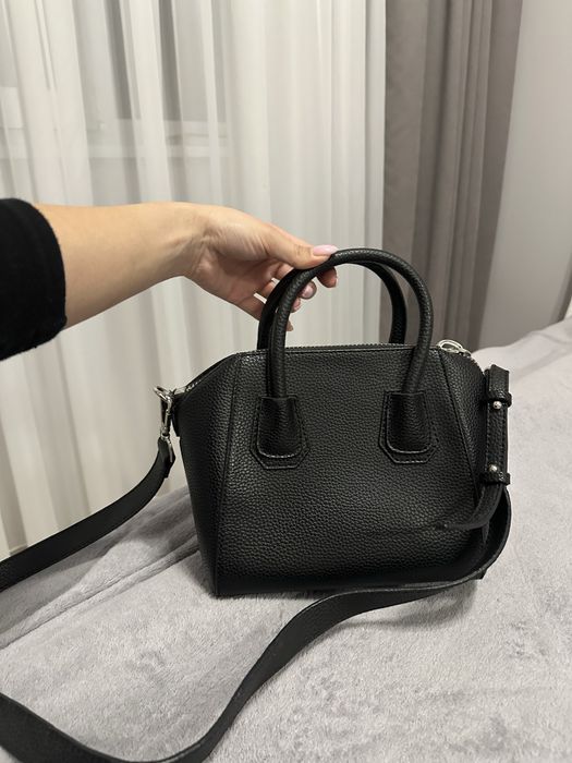 Черна чанта givenchy