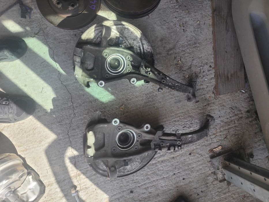 Fuzeta Audi A4 B9 stanga dreapta 2017