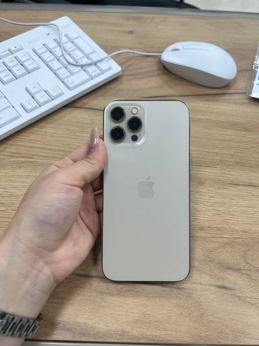 iPhone 12 Pro Max Gold 256 GB / В идеальном состоянии