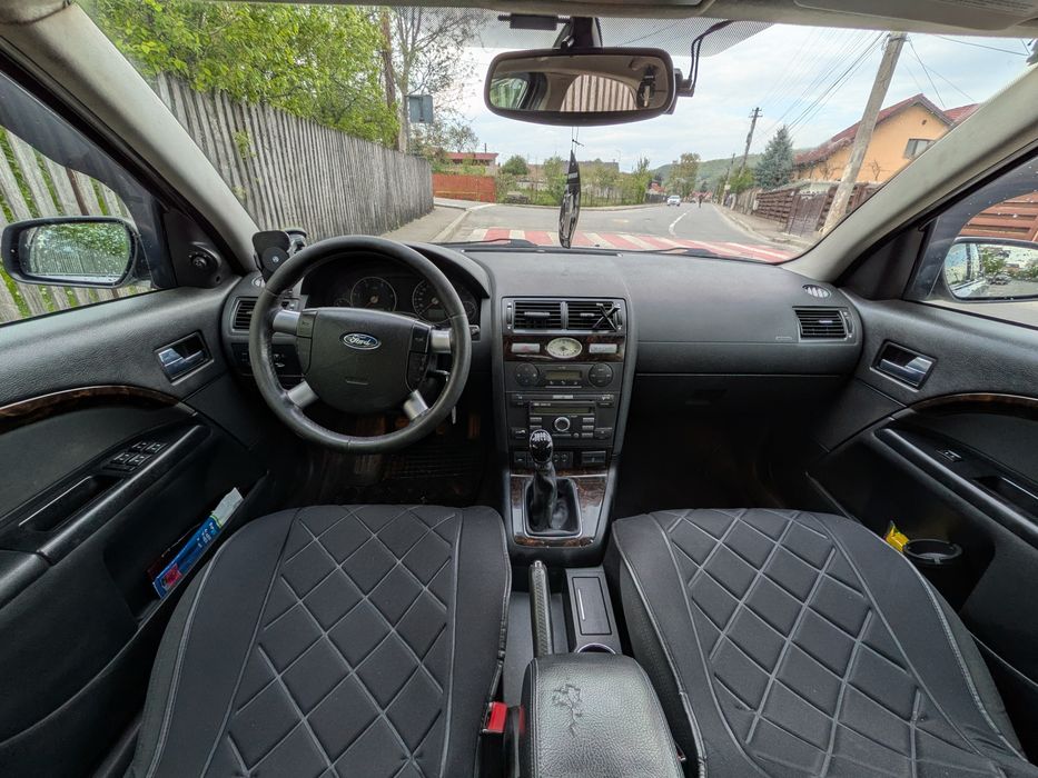 Ford Mondeo Mk3 Ghia 2.0tdci + 1 set jante aliaj originale cu anvelope