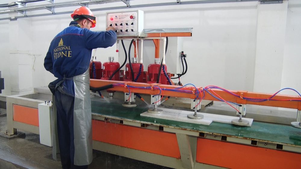 Камни обрабатывающее, фрезерный гравировочные станки. И Colour Sorter