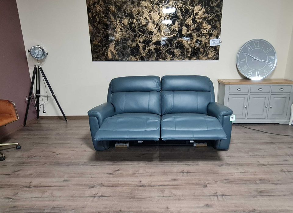 Тюркоазено син кожен диван тройка с ел. релакс механизъм La-z-boy