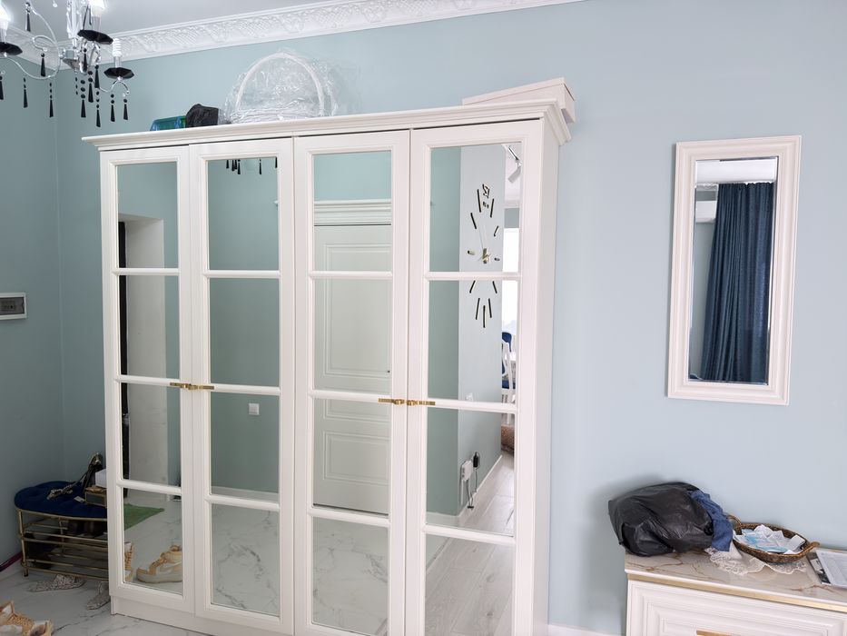 Продам шкаф для прихожей