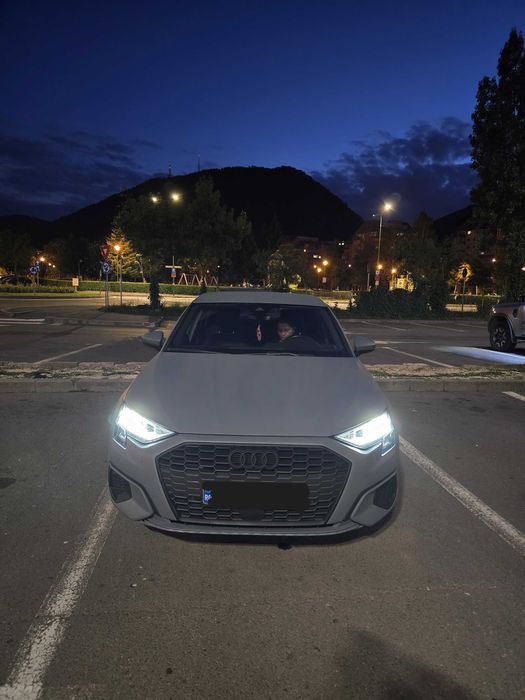 Audi A3 30 TDI 2021  Digital Cockpit Distronic  Keyless go  120.000km