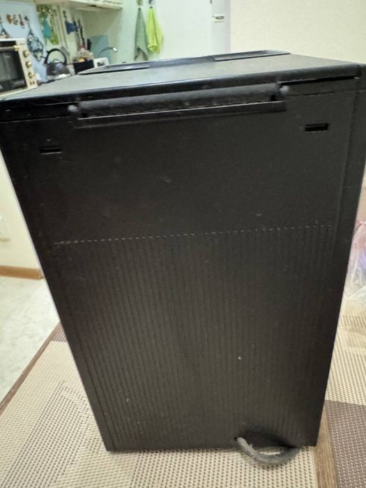 Продам кофе машину Delonghi