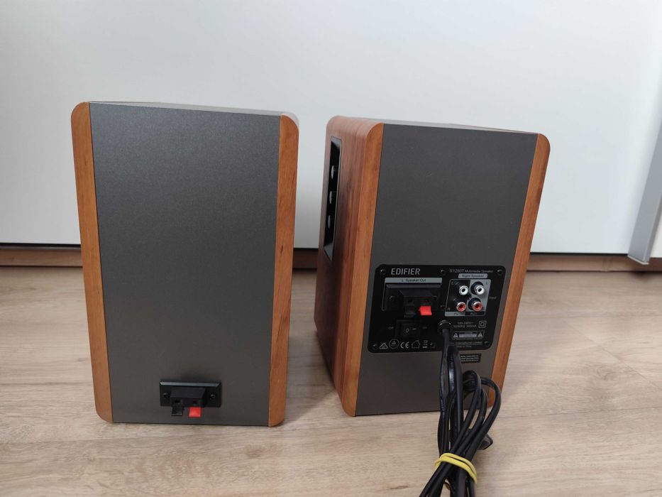 Vand boxe active 2.0  Edifier R1280T 42W RMS