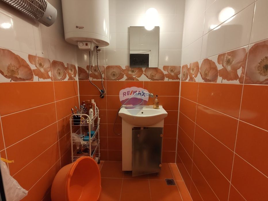 Апартамент с три отделни стаи, ж.к. Владислав Варненчик, гр. Варна П.