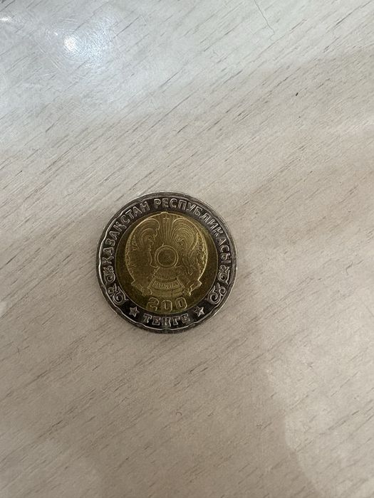 Продам юбилейную монету