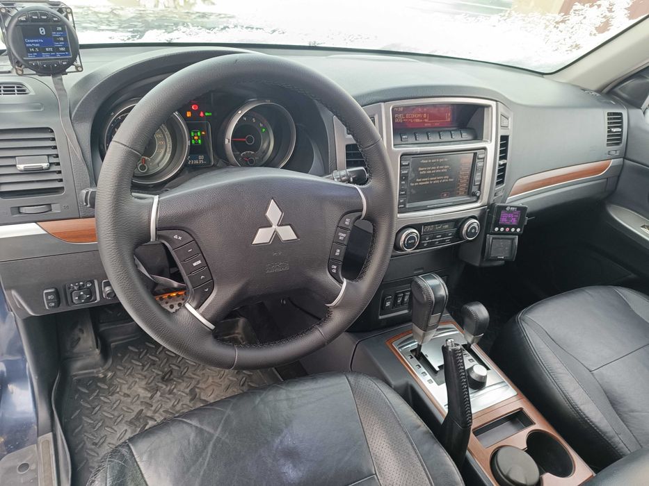 Продам Mitsubishi Pajero