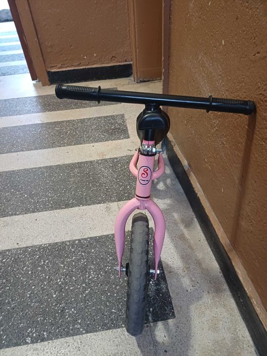 Баланс колело happybaby. Розово