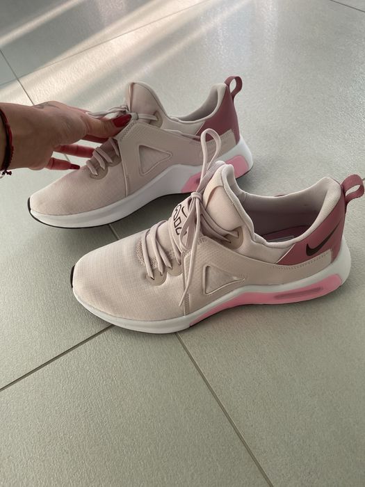 Спортни маратонки