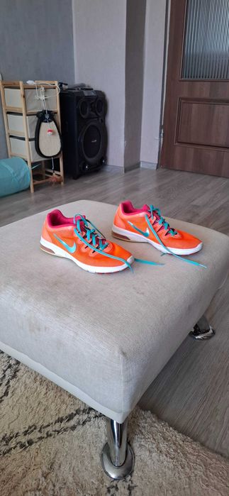 Оригинални дамски Маратонки NIKE AIR MAX TRAINING