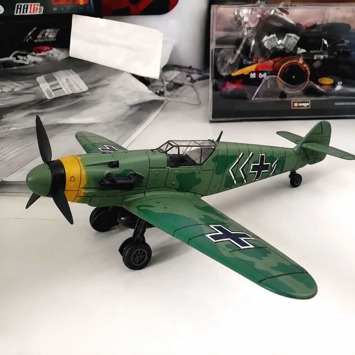 Macheta avion BF-109 scara 1:48 22cm gri /verde/blue camuflaj