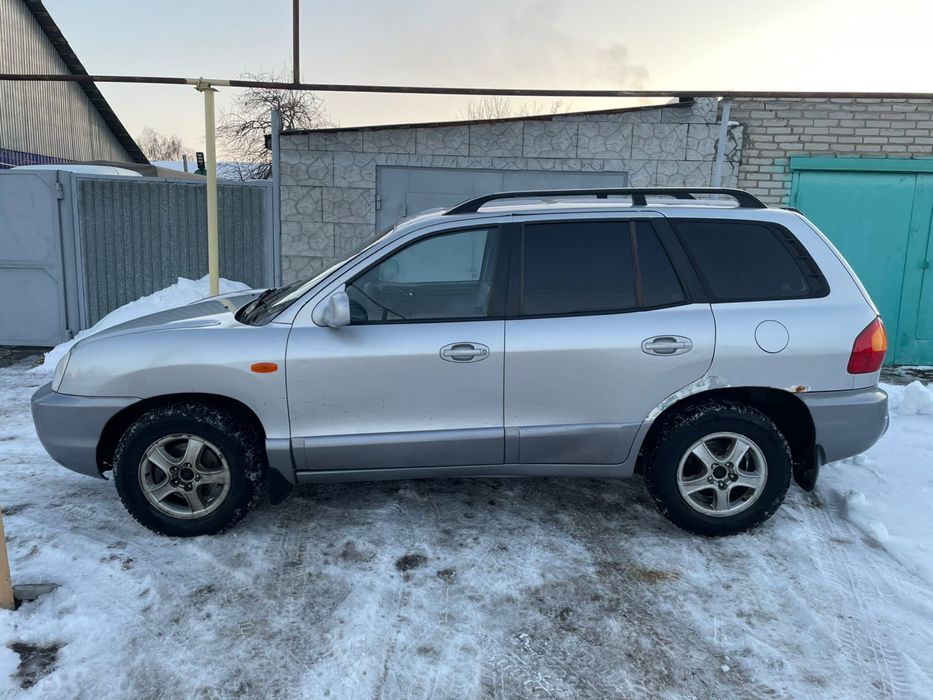 Продам машину Hyundai Santa Fe