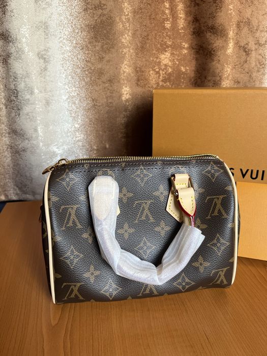 Geanta Lv Iconic premium quality