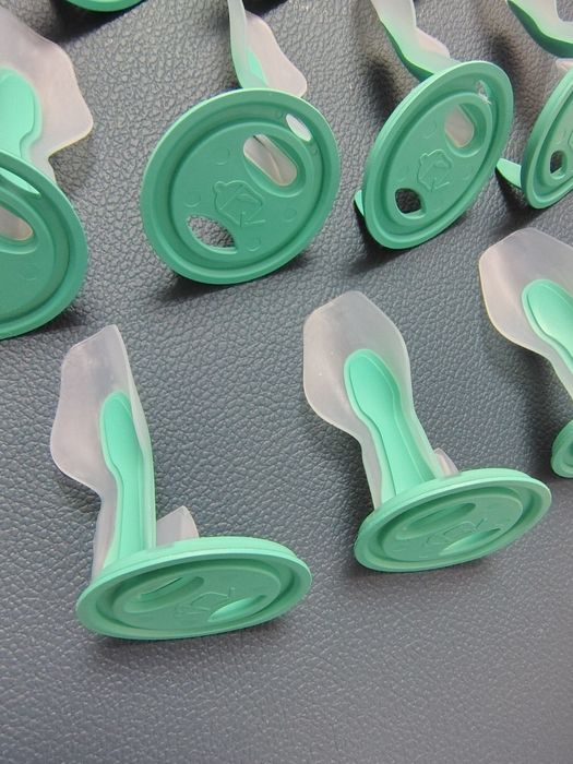 12 Tetine Avent 1 + 10 dispozitive anti colici