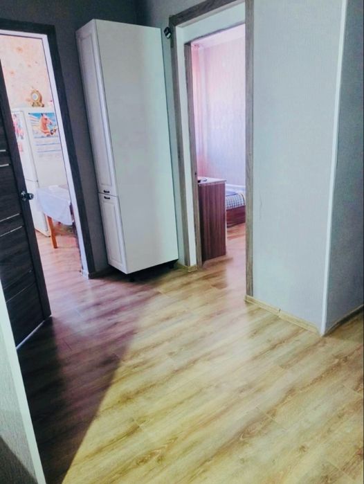 Продам 2-х комн кв  в центре Хромтау