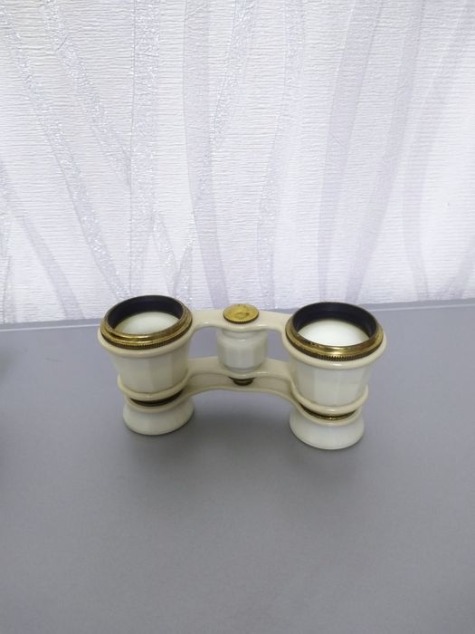 Бинокль театральный советский