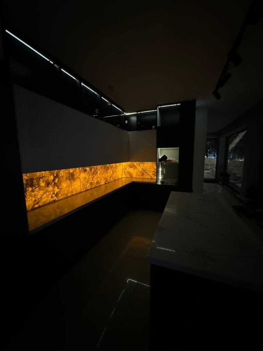 Искусственный камень для кухни столешница  Акрил, Кварцевый..