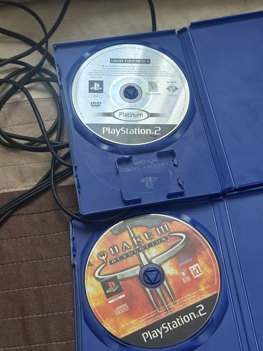Playstation 2 ps2 joystick maneta sony jocuri quake 2 gran turismo