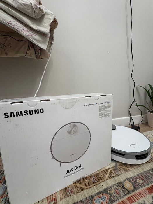 Samsung Jet Bot VR8000T