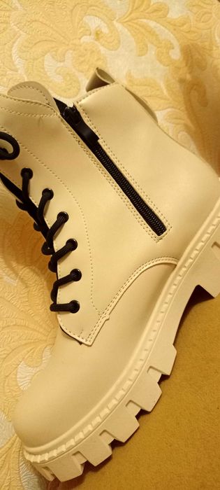 Ботинки демисезонные женские