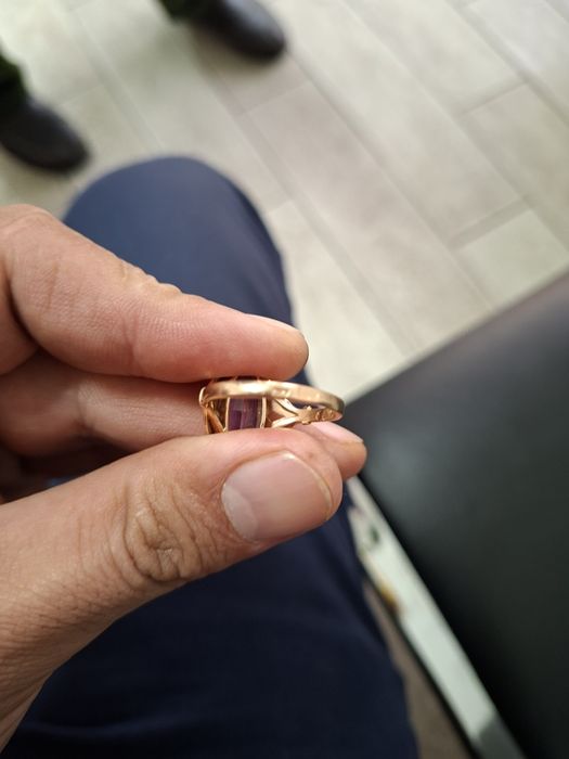 Золотое кольцо 5.76 гр 583 проба