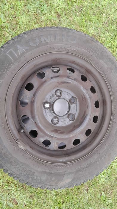 Зимни гуми с джанти 15 цола,от Хюндай,Kia