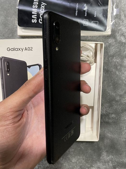 Samsung a02 32 tali xolati ideal