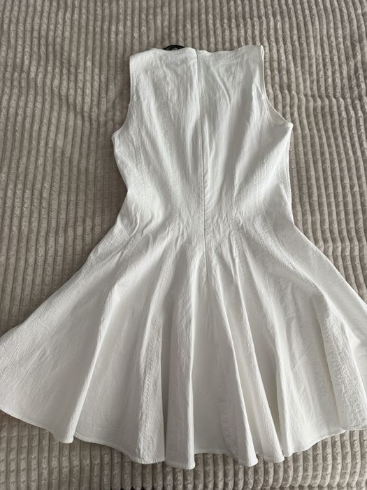 Бяла къса рокля Zara