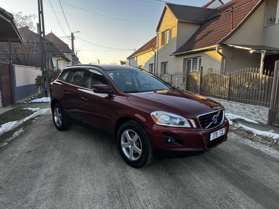 * Volvo  xc  60*