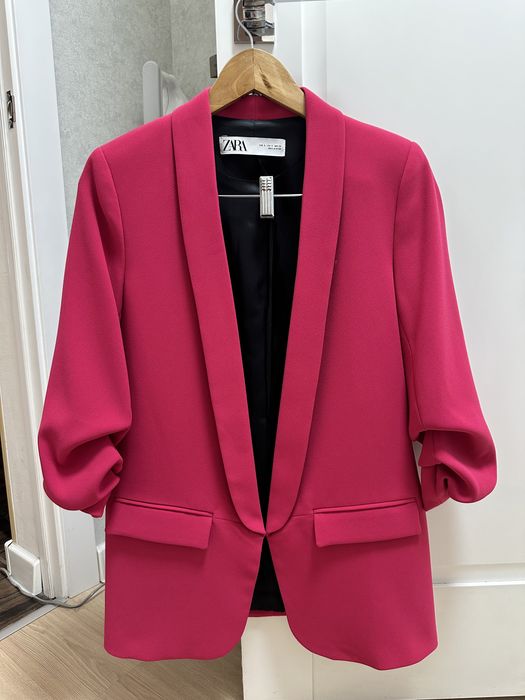 пиджак женский малиновый