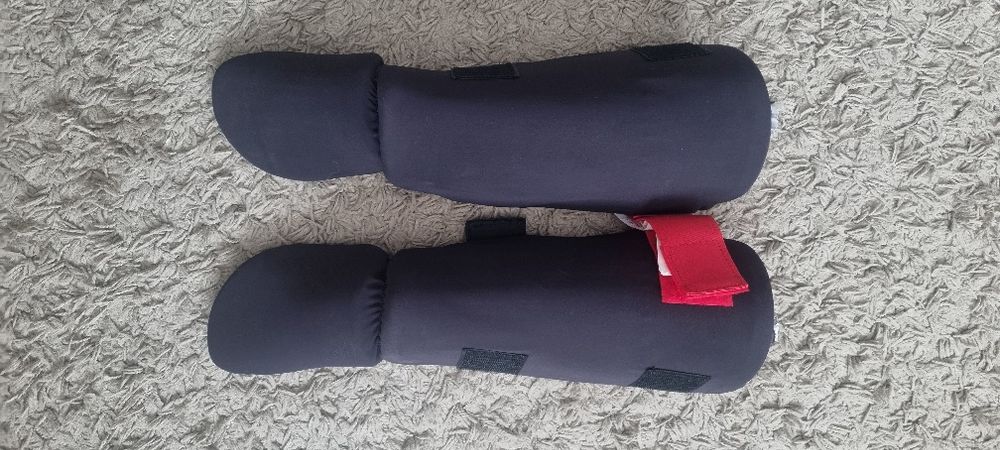 Manusi si aparatori box