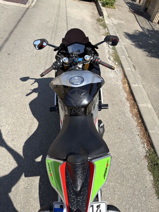 Aprilia RSV4 RF 2017