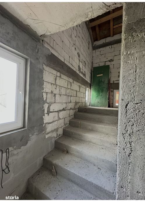 Vand cabana,Zona Turistica Rusu,Muntii Paring
